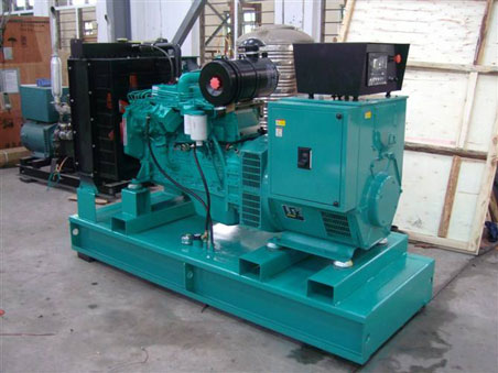 潮安200kw康明斯柴油发电机组图片 潮安200kw康明斯柴油发电机组图片